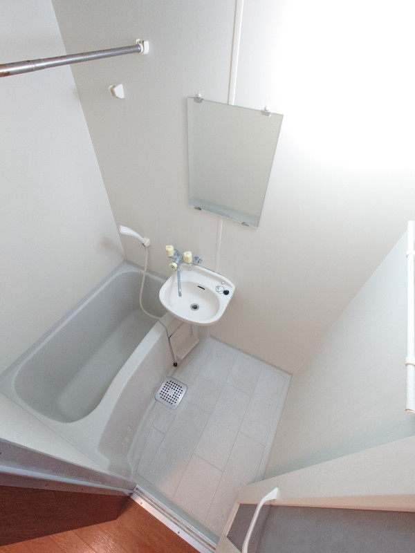 バス・シャワールーム　他部屋写真