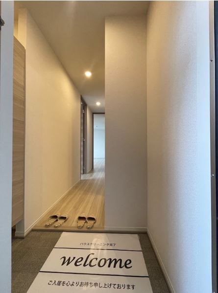 玄関　※別号室の写真です。