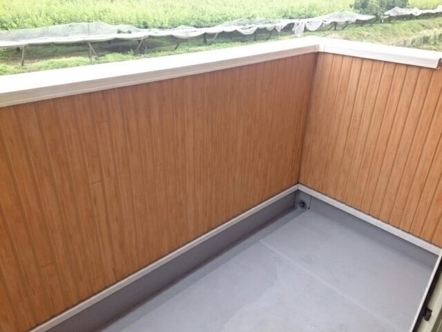 バルコニー　陽当たり良好なバルコニーです