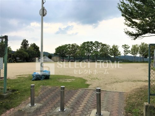 公園　滝中央公園（公園）まで759m