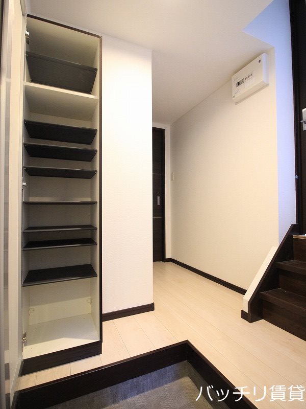 玄関　※同シリーズ写真の為、現状優先。