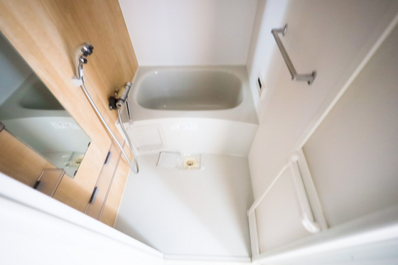 バス・シャワールーム　※別部屋の写真です