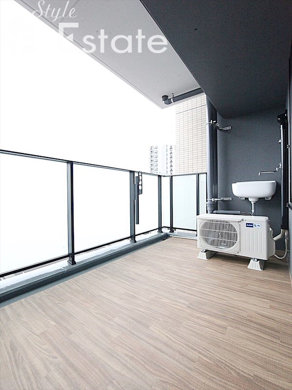 バルコニー　バルコニー