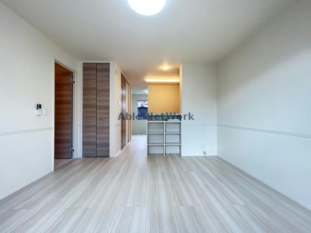 居室・リビング　リビング12帖