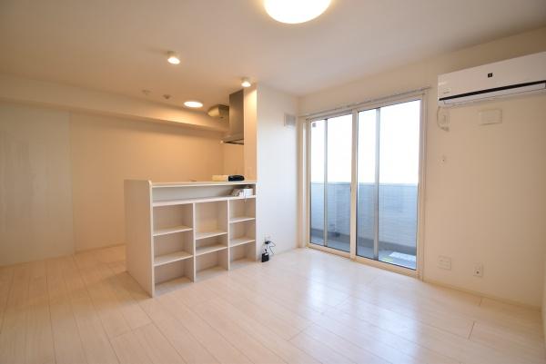 居室・リビング　※同物件別室※