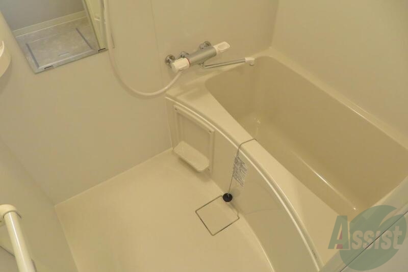 バス・シャワールーム　１日の疲れを癒すバスルームです。リフレッシュタイムにどうぞ。