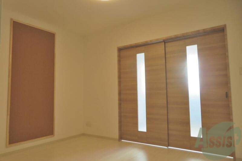 居室・リビング　新築の為どこを見てもキレイなお部屋です。