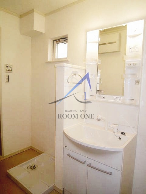 洗面設備　洗面台です。