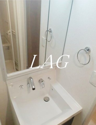 洗面設備　独立洗面台です。