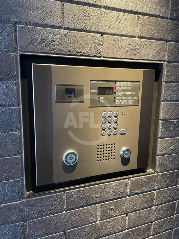 セキュリティ　コンフォリア京町堀　オートロック