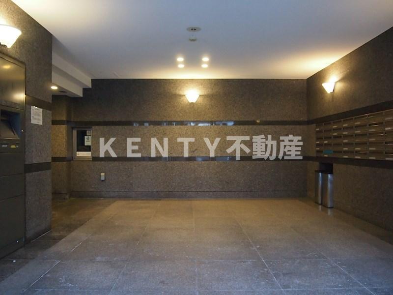 エントランス　建物の内部です