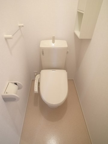 トイレ　トイレもきれいです
