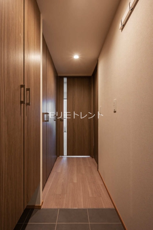 玄関　室内参考写真（Ｄタイプ）