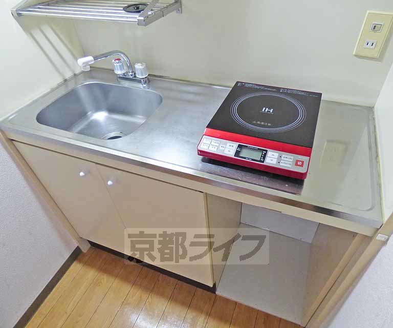 キッチン　キッチンです。