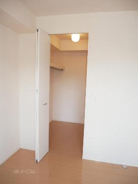 収納　ウォークインクローゼット