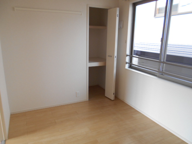 その他部屋・スペース　北側寝室（洋室・５．５畳）・２台目のエアコン完備