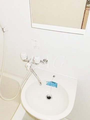 洗面設備　洗面台です。