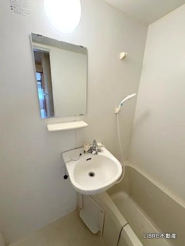 セキュリティ　モニター付きインターホン完備