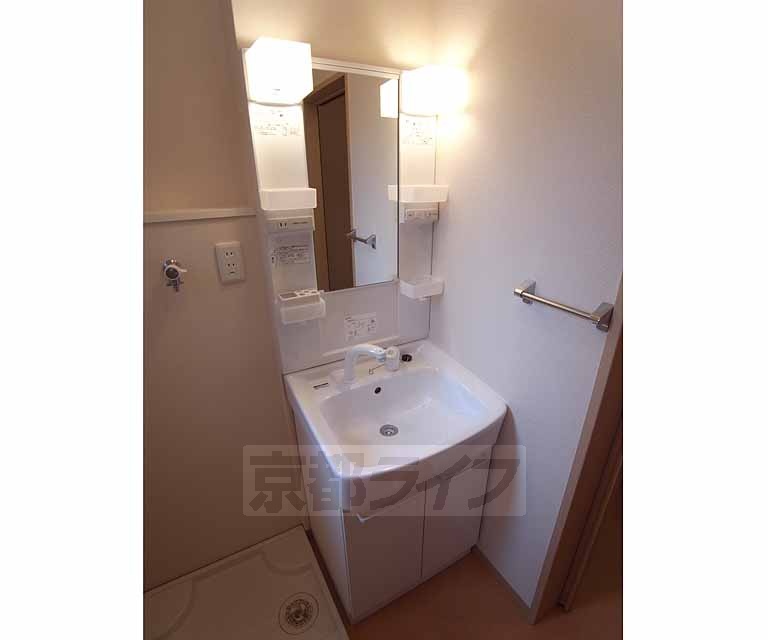 洗面設備　独立洗面台もございます。