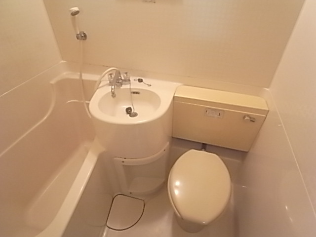 バス・シャワールーム　バスルーム