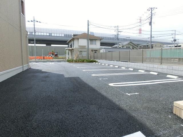駐車場　敷地内駐車場
