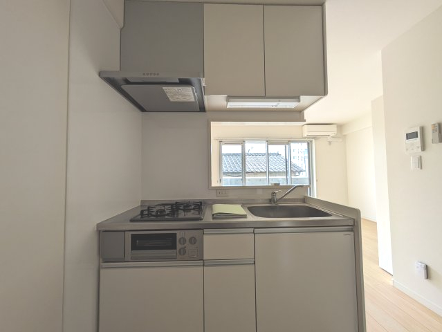 キッチン　現況を優先します。（撮影時期：2024年5月）