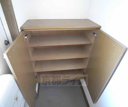 その他設備　シューズボックスです