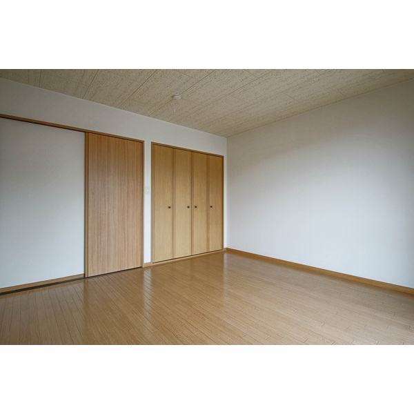 その他　同じ建物の別のお部屋