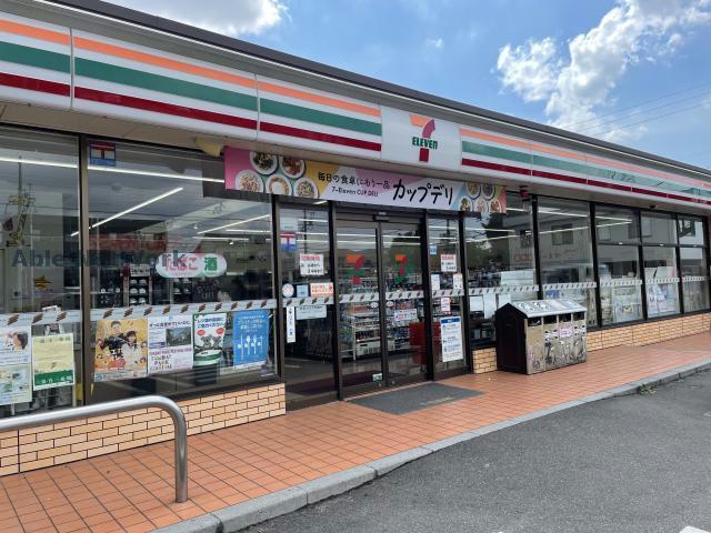 コンビニ　セブンイレブン名古屋大高南店（コンビニ）まで73m