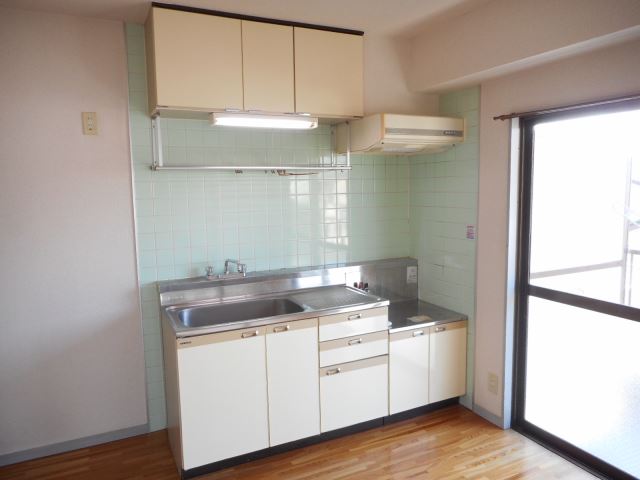 キッチン　別部屋参考写真