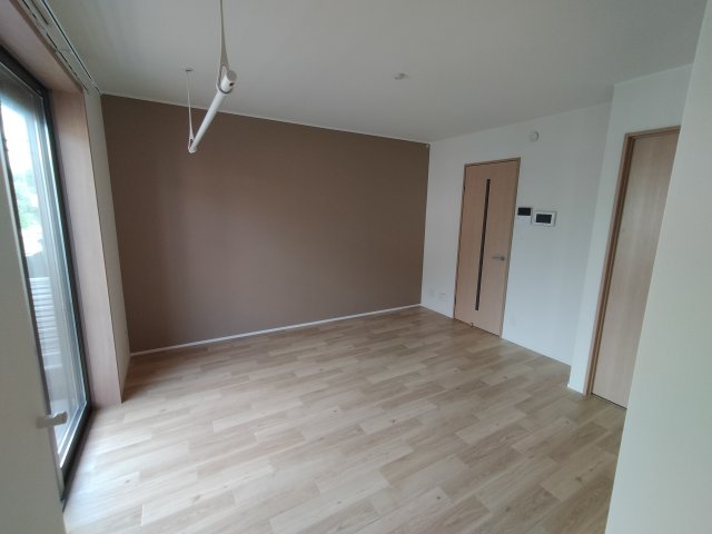 居室・リビング　同仕様写真