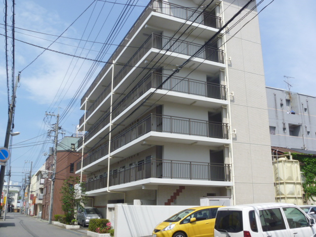 建物外観　外観タイル貼り