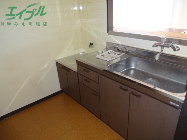 キッチン　同型参考写真