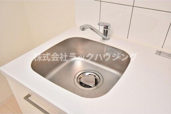 キッチン　反転タイプとなります。