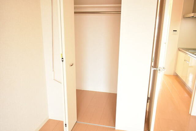 収納　クローゼット