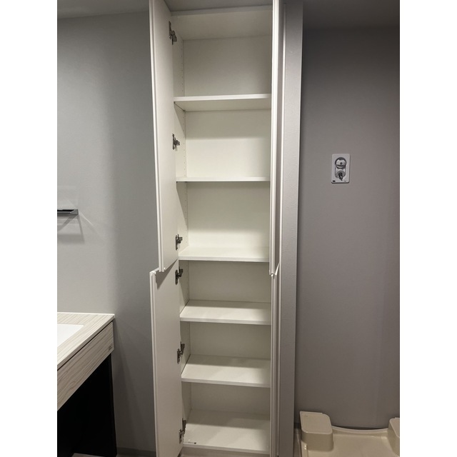 洗面設備　収納