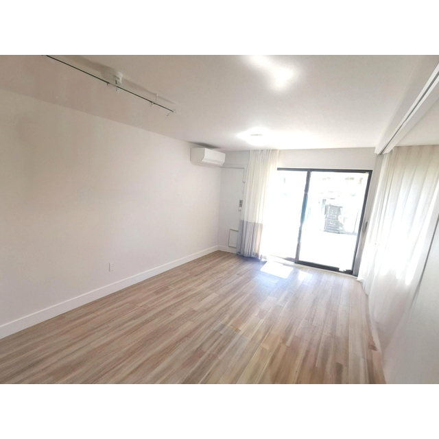 居室・リビング　ＡＩイメージ写真になります。（家具を消し