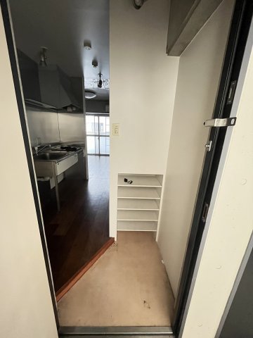 玄関　収納もある玄関です