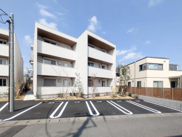 駐車場　駐車場