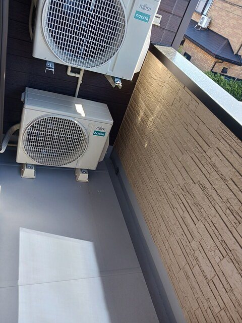 バルコニー　バルコニー