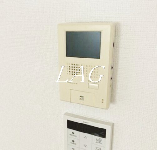 セキュリティ　モニター付きインターホン(同仕様)です。