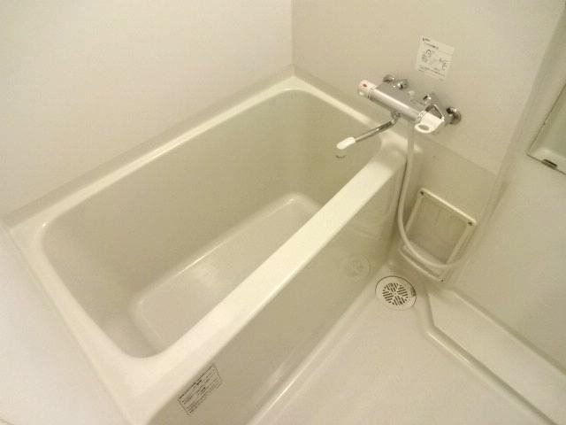 バス・シャワールーム　※別号室の写真です。