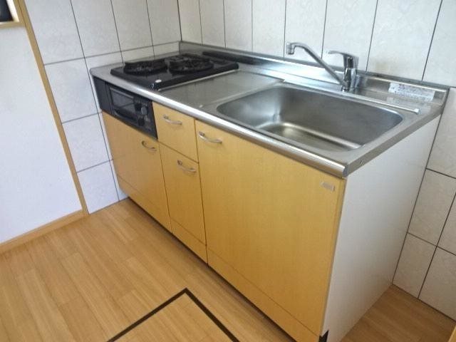 キッチン　※別号室の写真です。