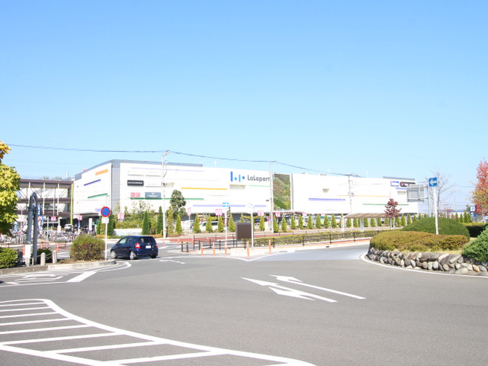 ショッピングセンター　ららぽーと富士見（ショッピングセンター）まで1500m