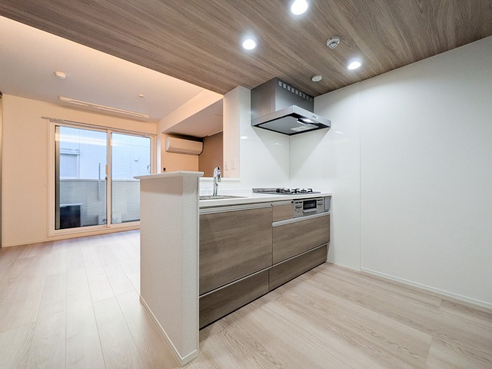 キッチン　3口コンロ・グリル付きです★