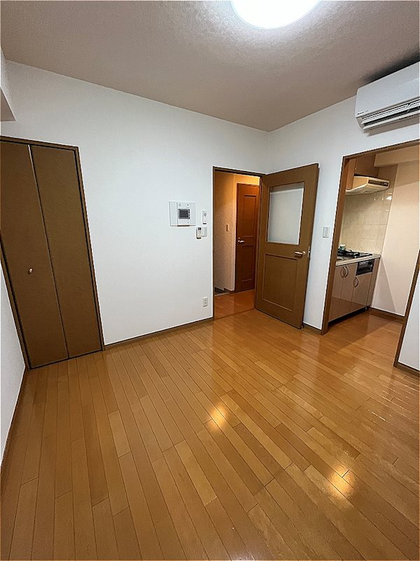 その他部屋・スペース　落ち着いて過ごせるお部屋なので、寝室にいかがでしょうか