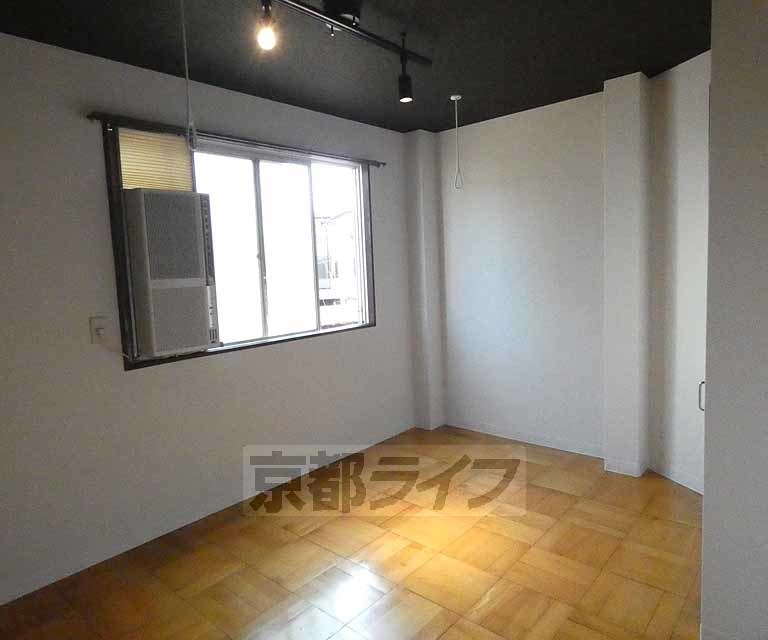 居室・リビング　お部屋です