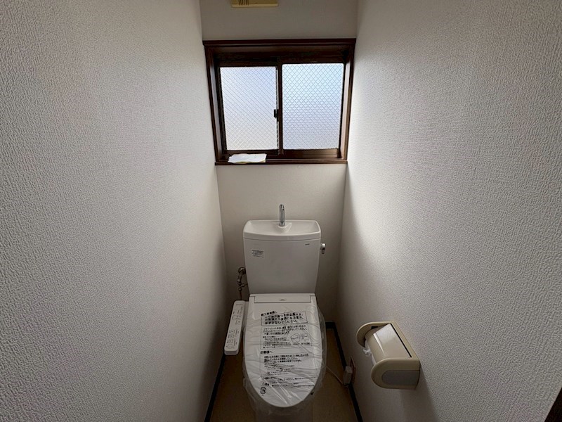 トイレ　反転タイプ