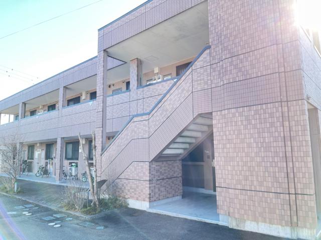 建物外観　外観写真（昼）