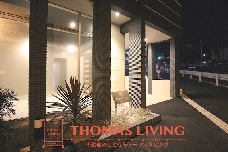 エントランス　建築中の為、写真準備中。同じ建設会社の物件写真で参考下さい。